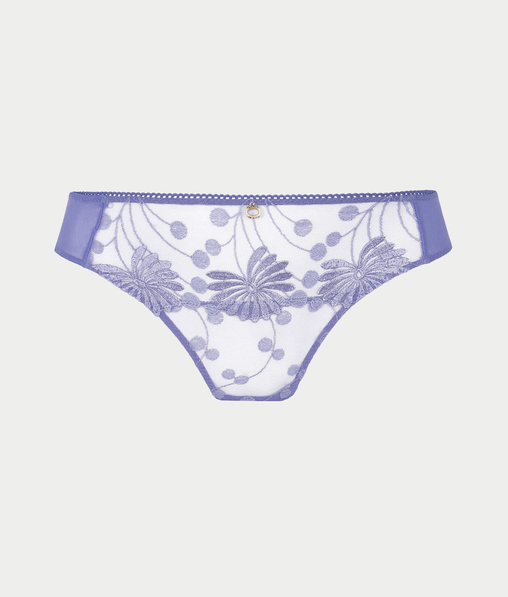 Tess Thong