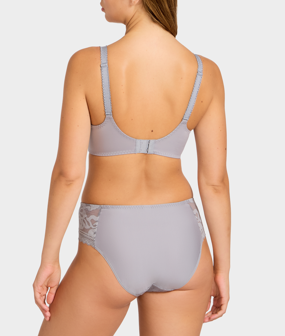 Leia Brief