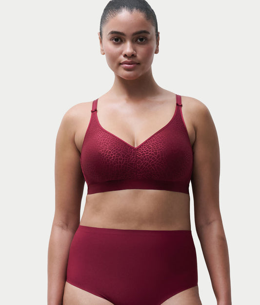 C Magnifique Wire-Free Minimizer Bra