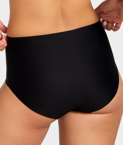 Defi Seamless Brief