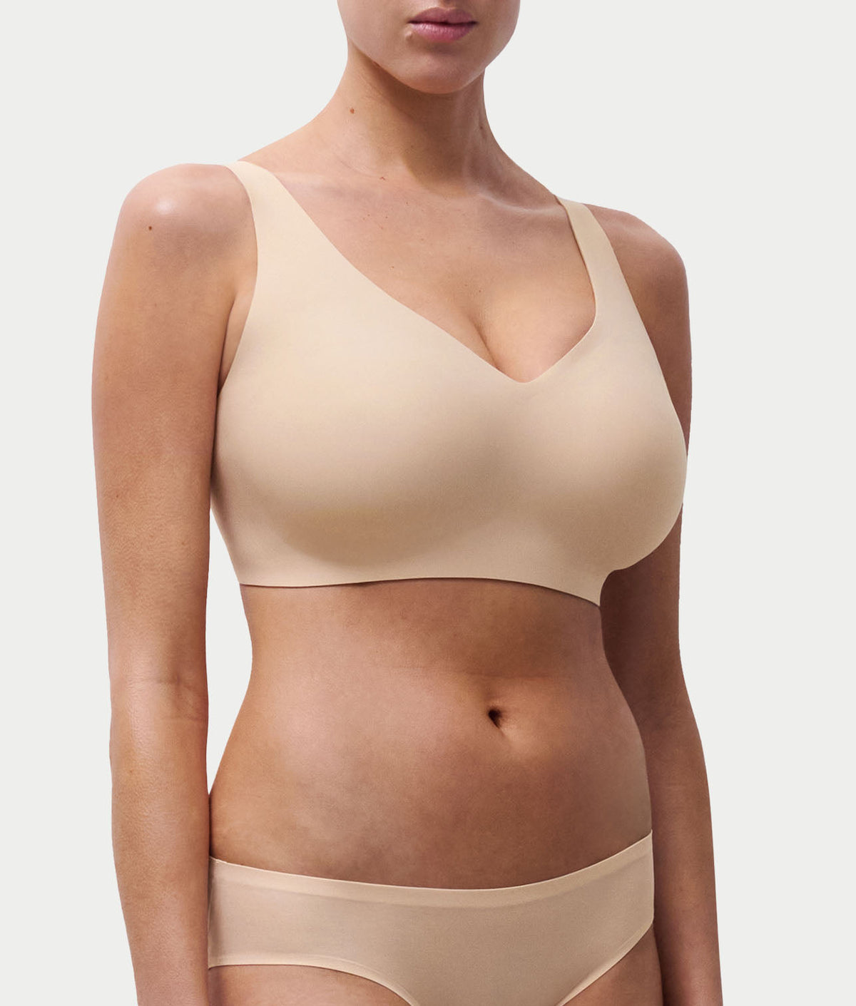 SoftStretch Power V-Neck Wire-Free Bra