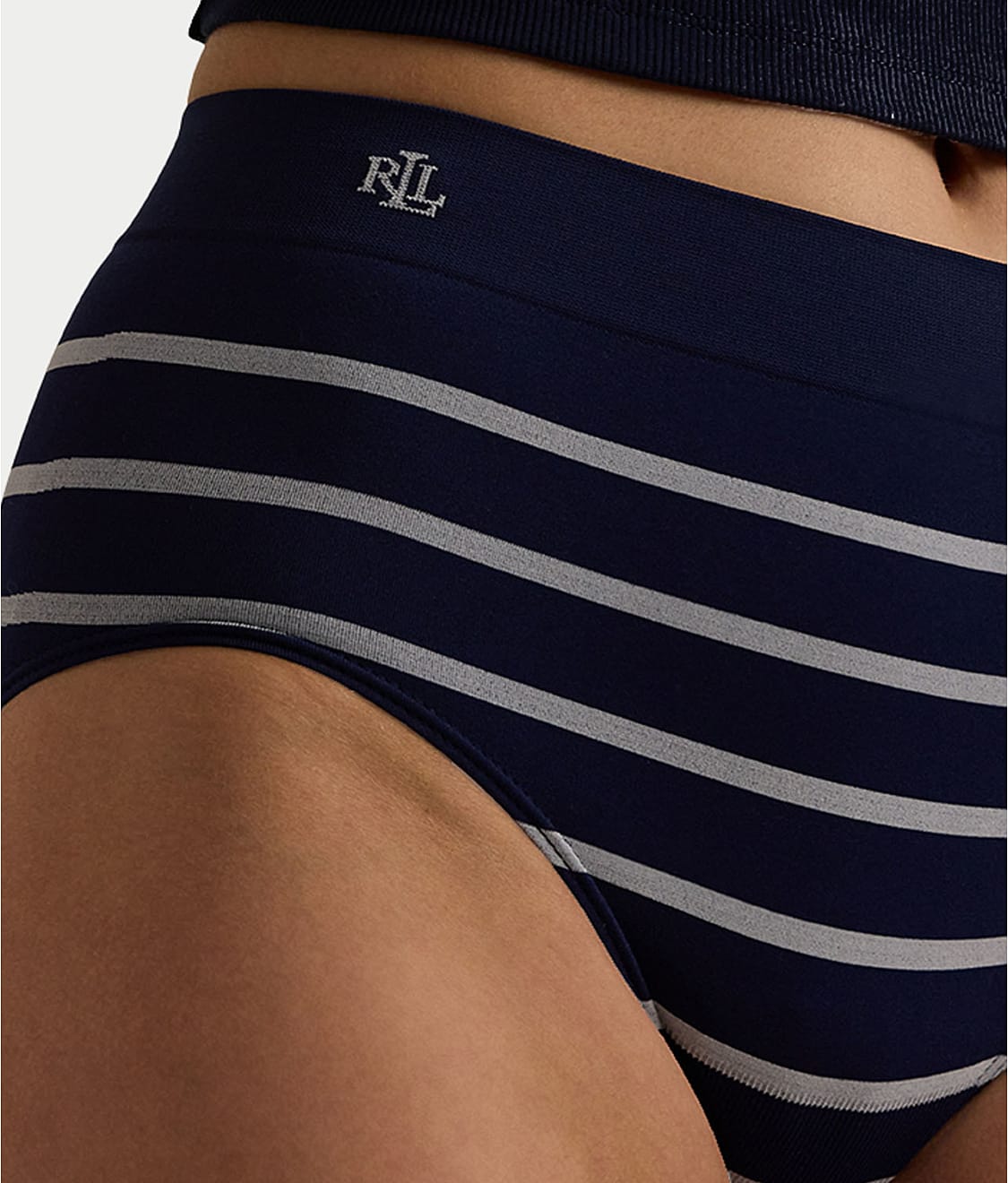 Seamless Brief