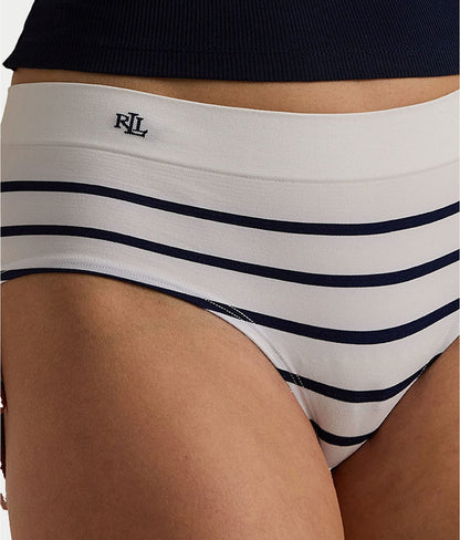 Seamless Brief