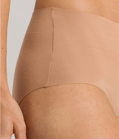 Invisible Cotton Full Brief