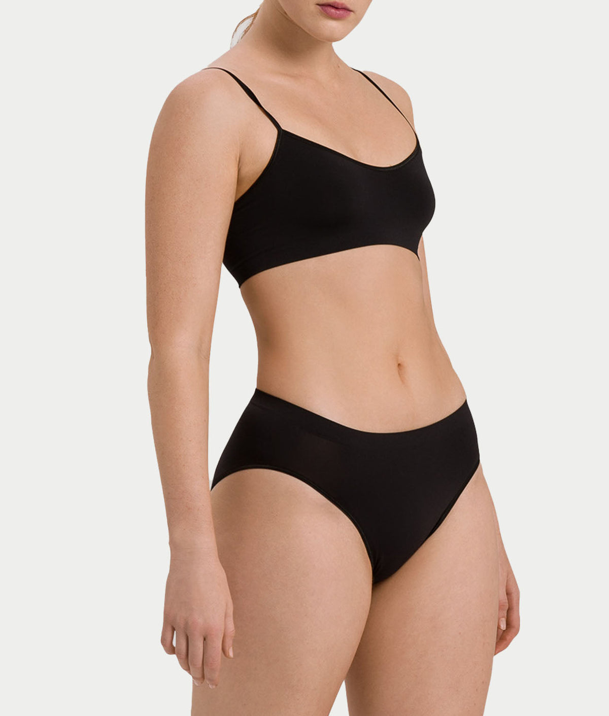 Touch Feeling Spaghetti Crop Top