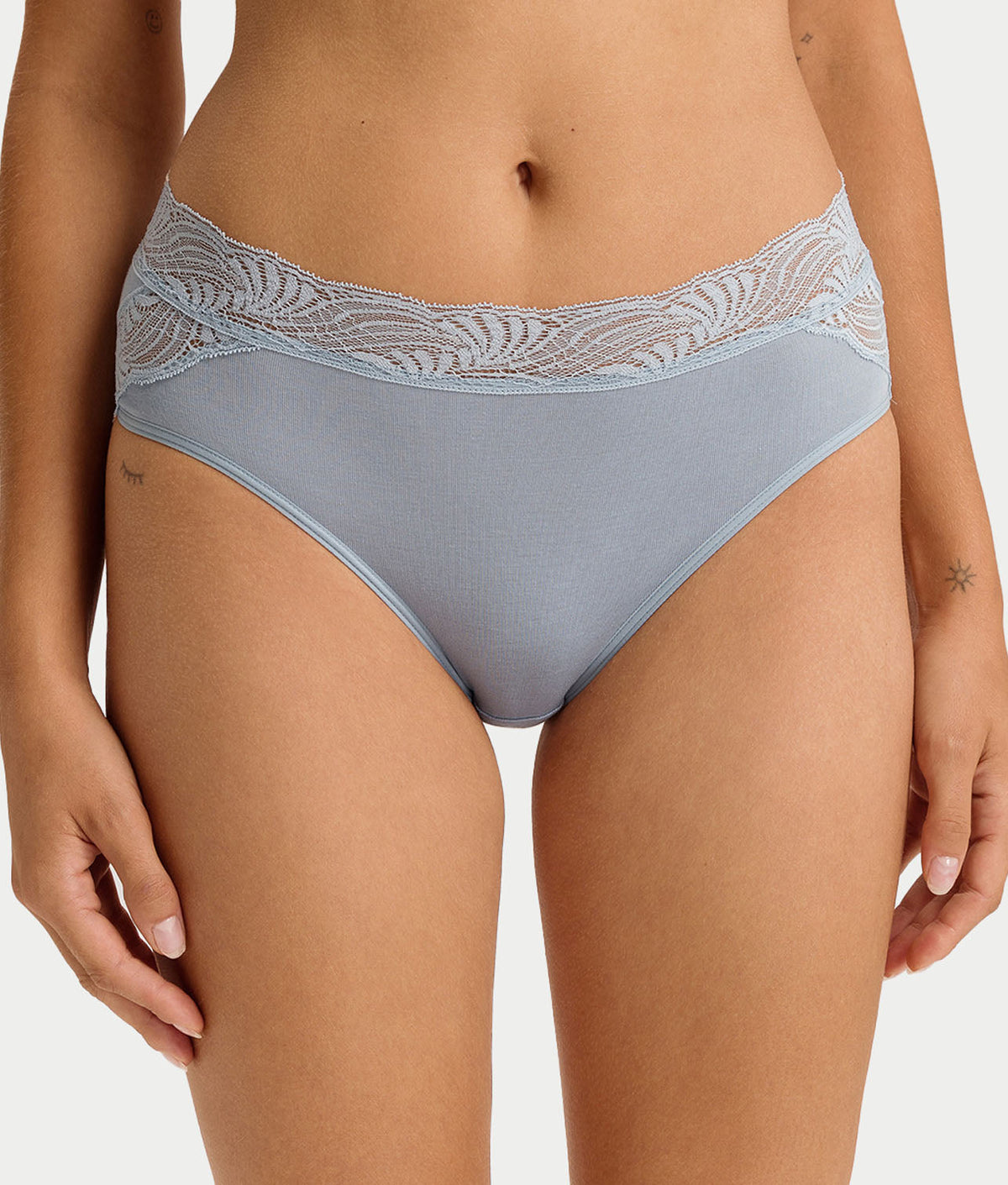Cotton Delight Hi-Cut Brief
