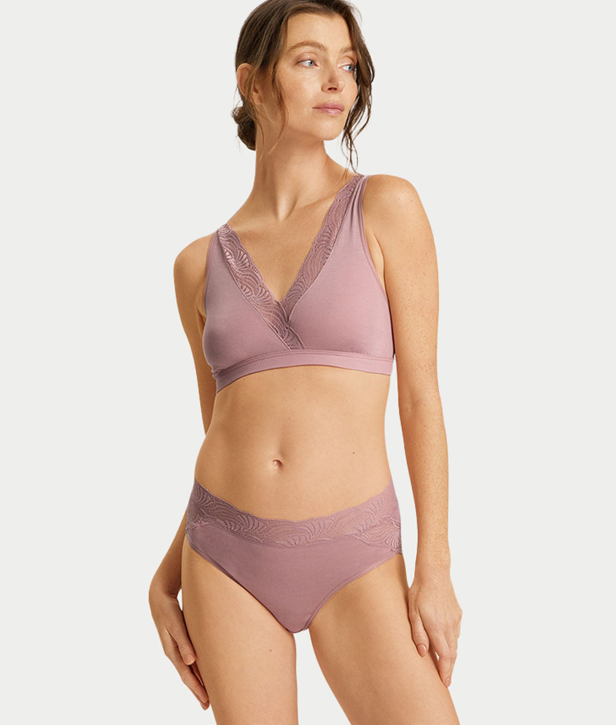 Cotton Delight Hi-Cut Brief