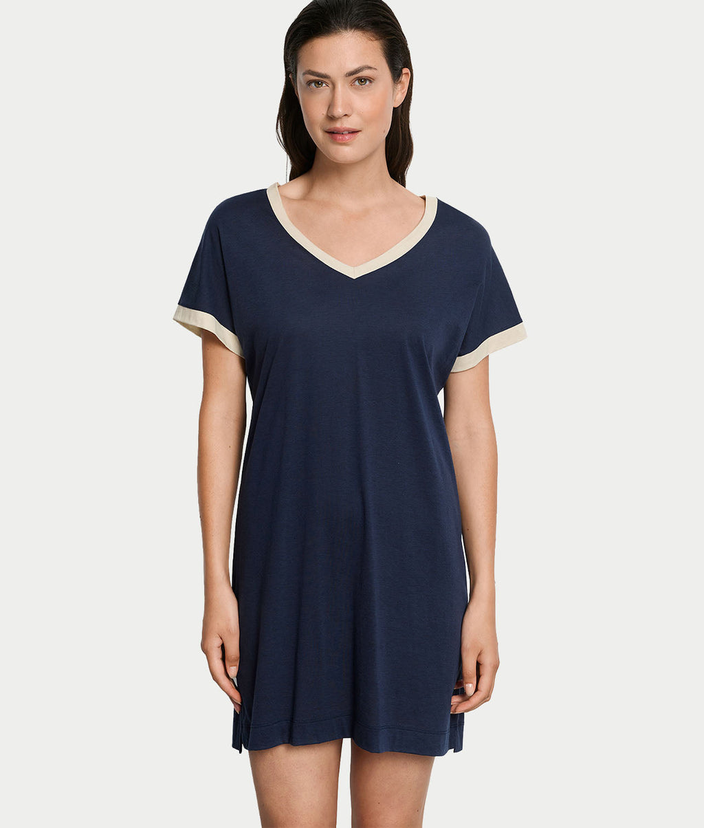 Laura V-Neck Bigshirt