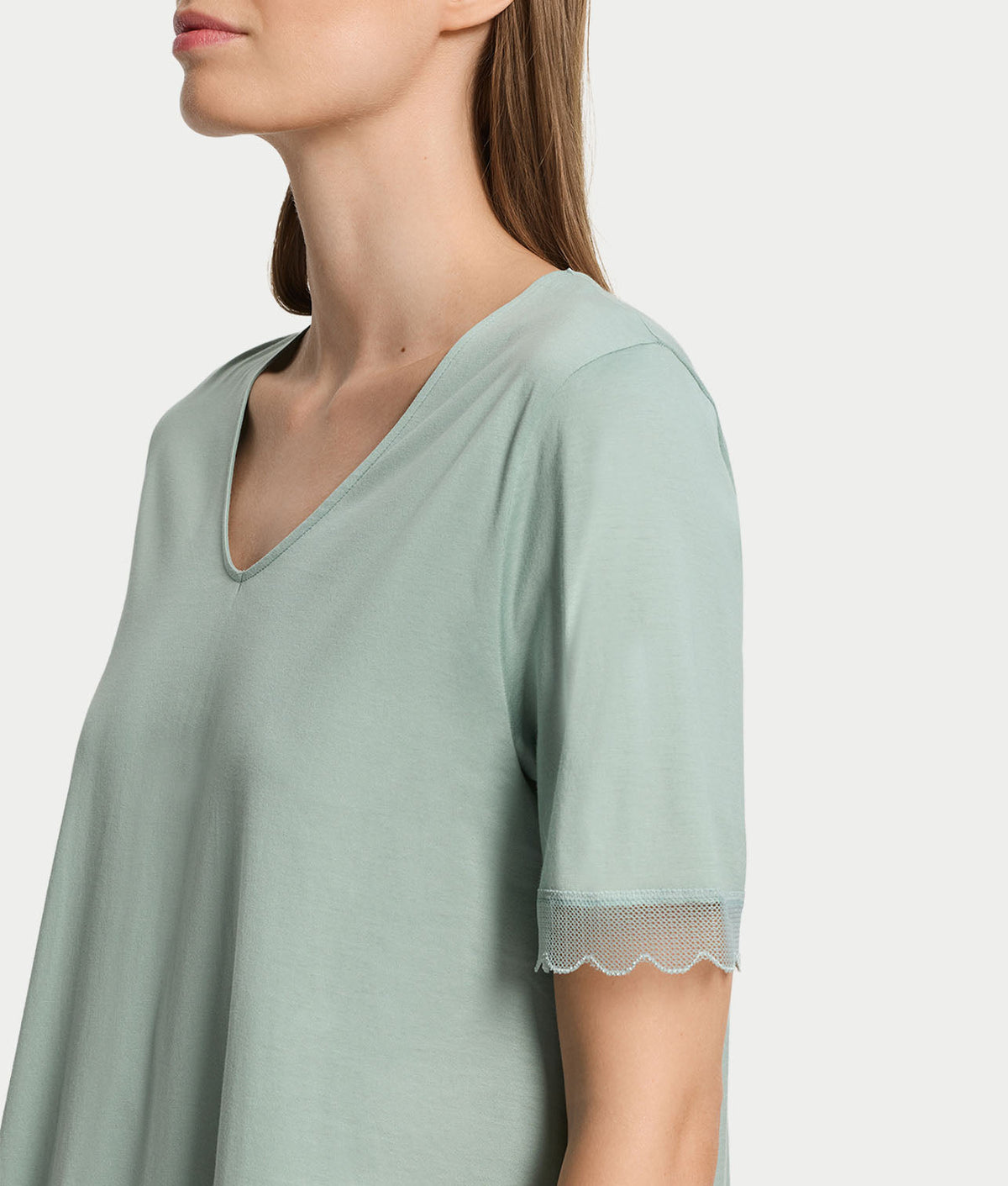 Inaya Scalloped Lace Cotton Nightgown