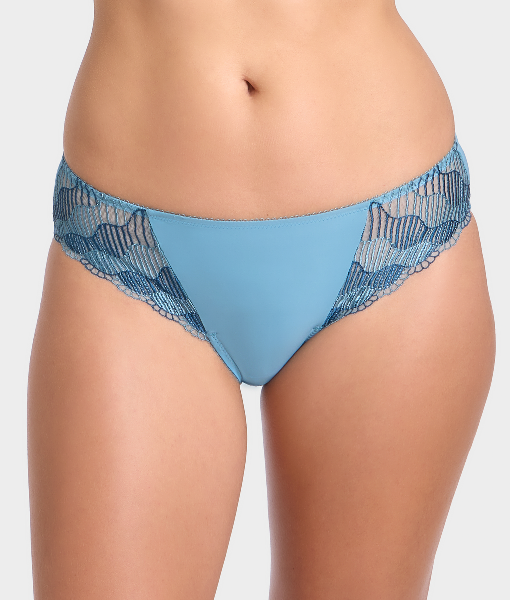 La Femme Bikini