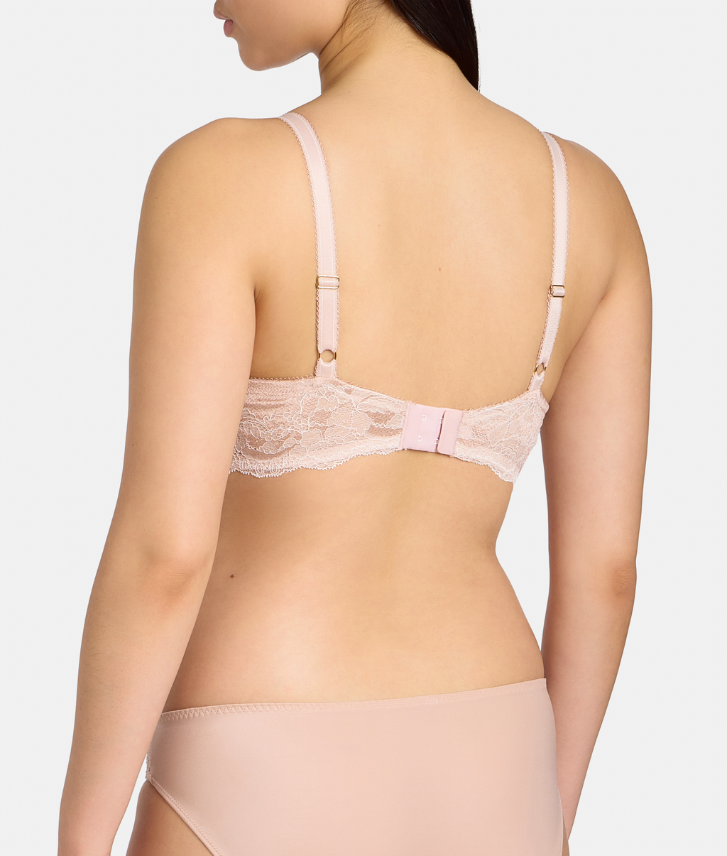 Modern Affair Plunge Bra
