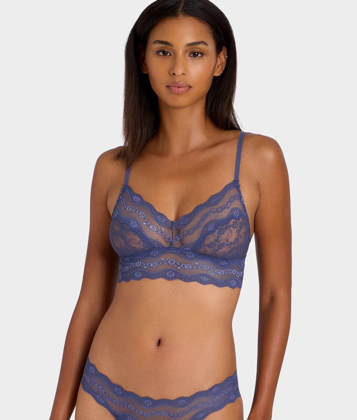 Lace Kiss Bralette