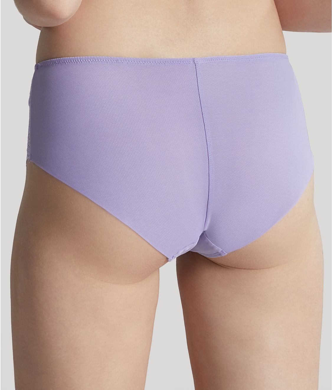 Ana Brief
