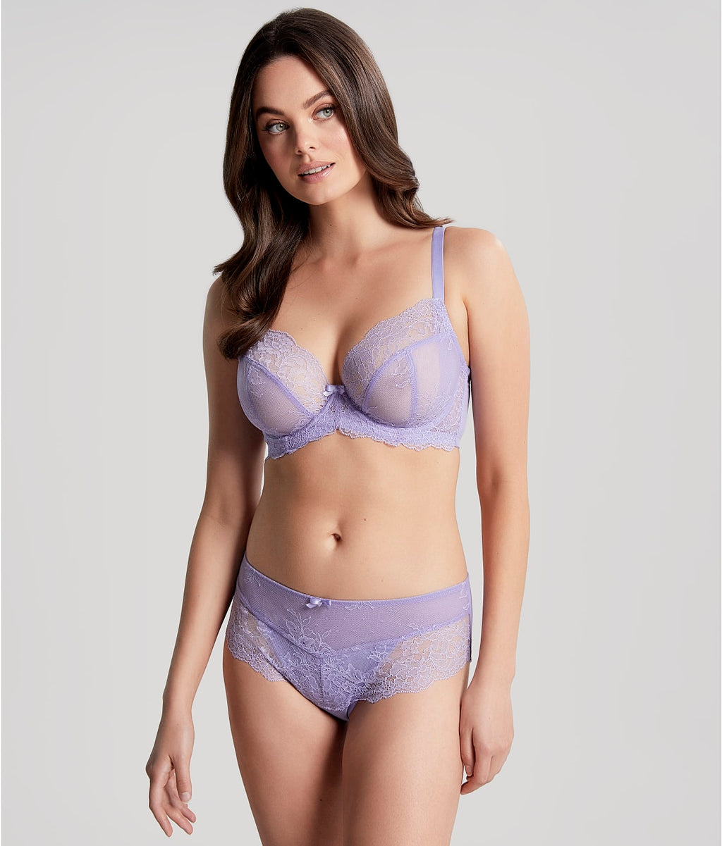 Ana Brief