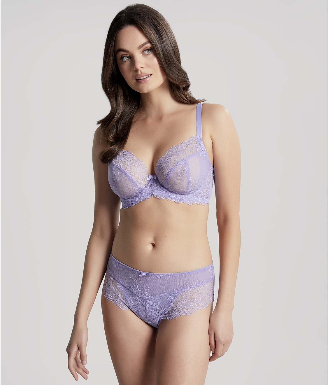 Ana Brief