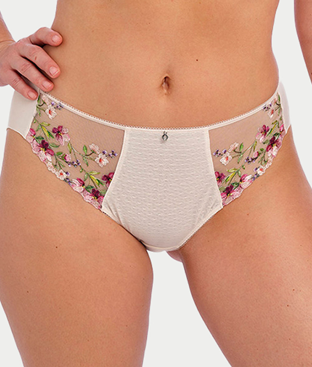 Marie Brief