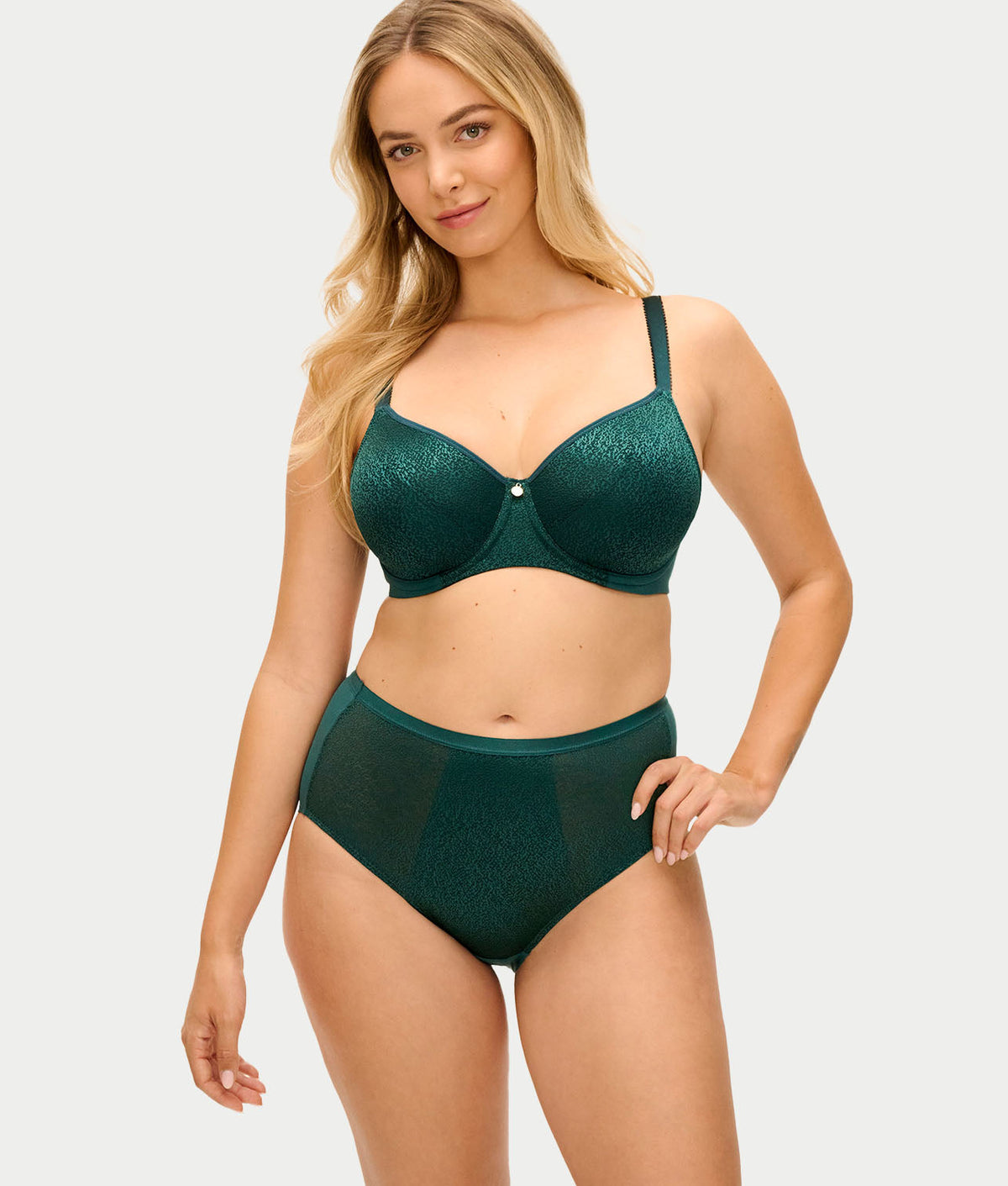 Demure Full Brief
