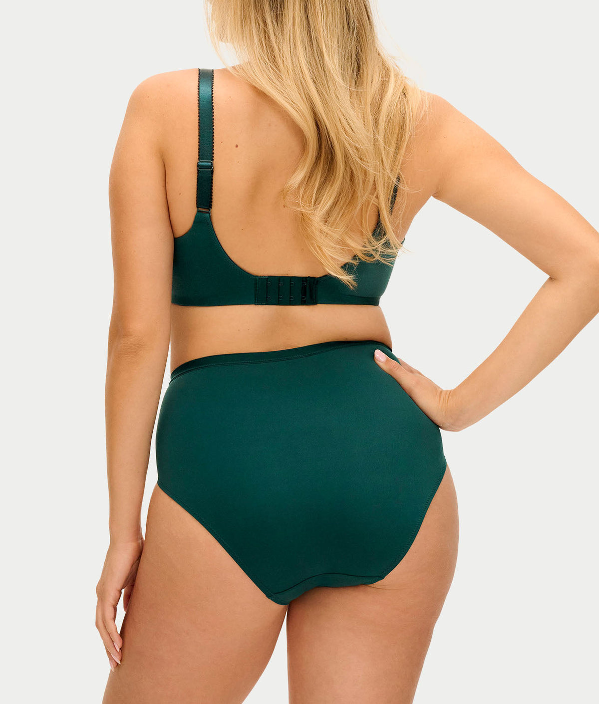 Demure Full Brief