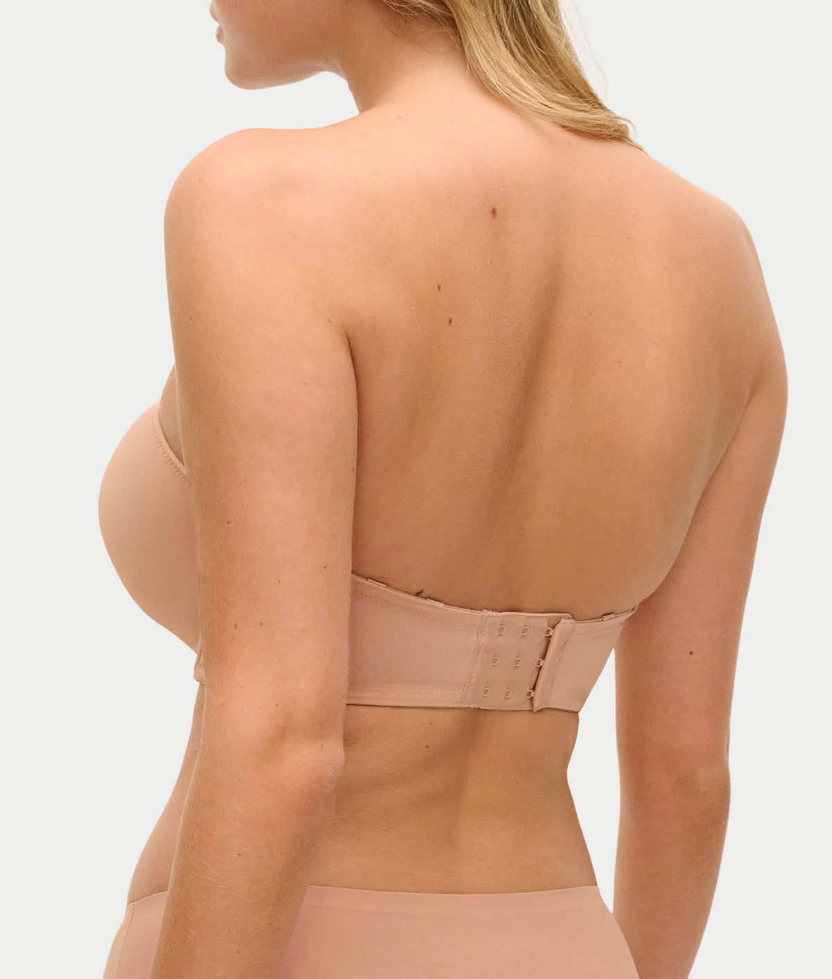 Aura Strapless Bra