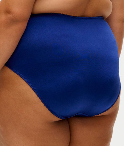 Keira Brief
