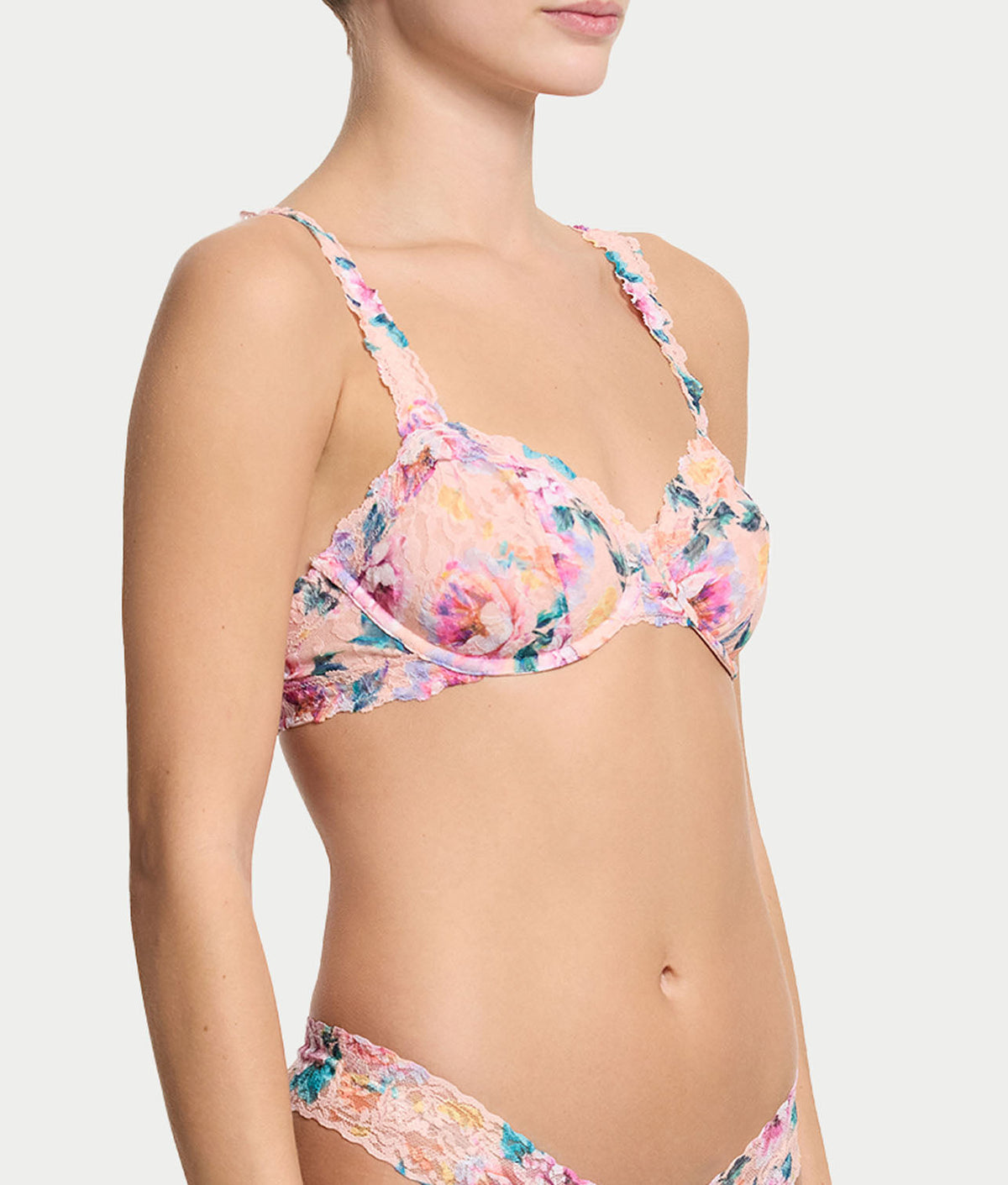 Signature Lace Balconette Bra