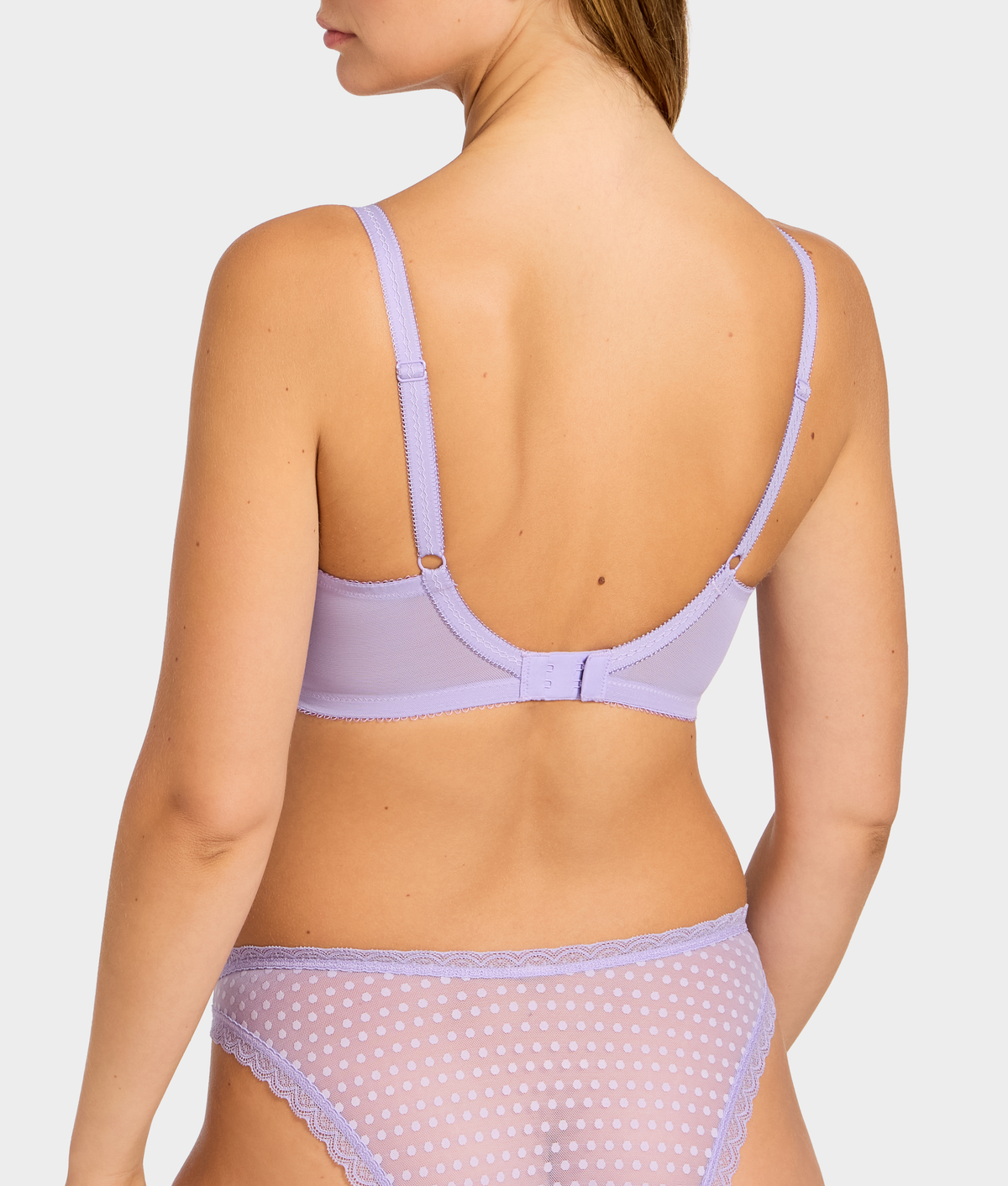 Spot-Light Plunge Bra