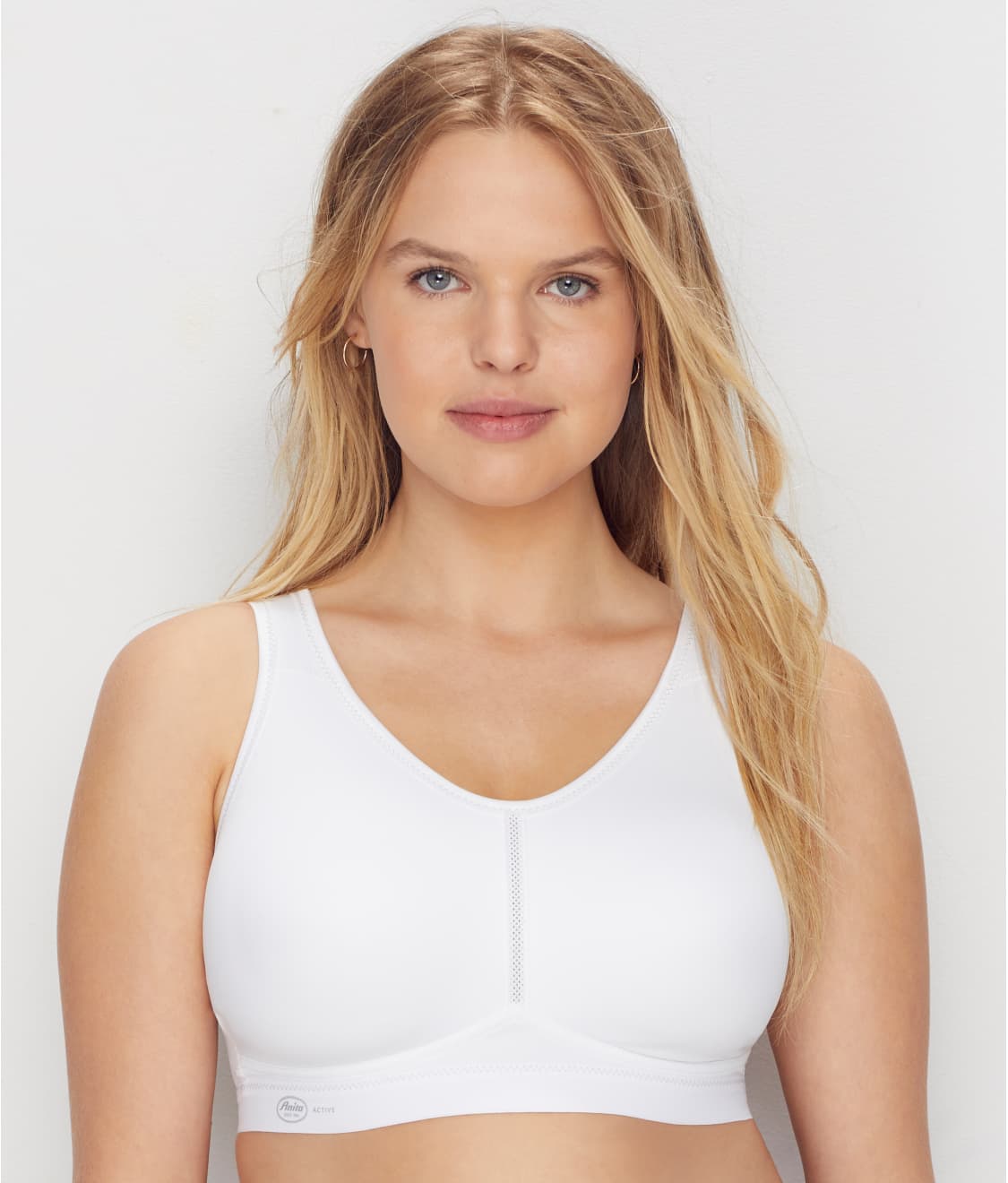 Active Light and Firm Wire-Free Sports Bra