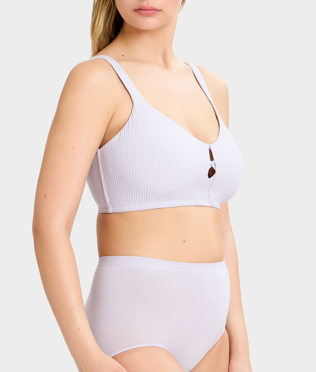 The Absolute Wire-Free Minimizer Bra