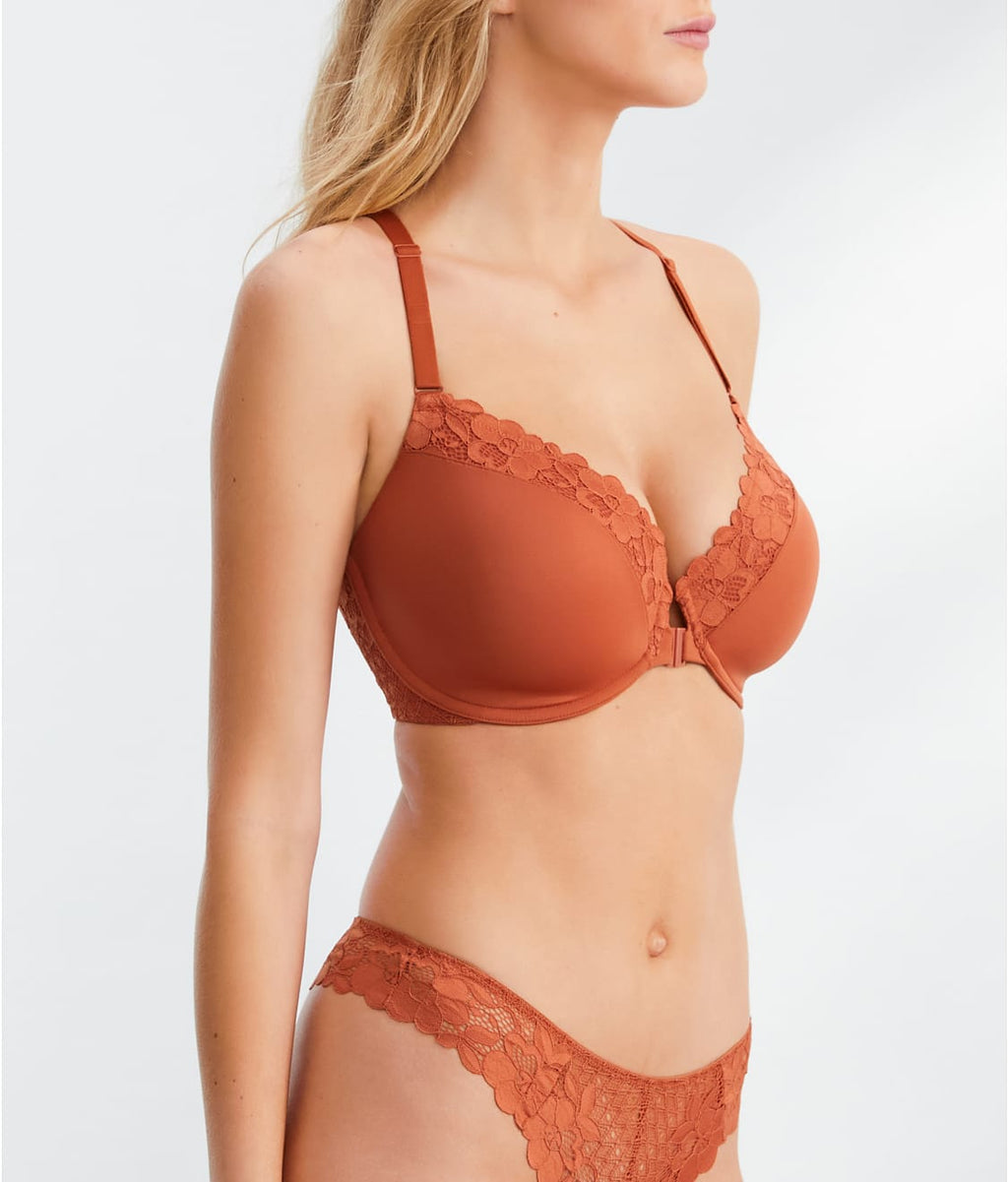 The Effortless Front-Close Lace Bra