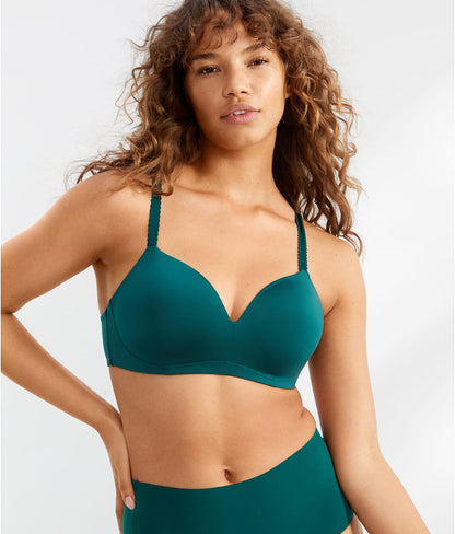 The Favorite Wire-Free Smoothing T-Shirt Bra