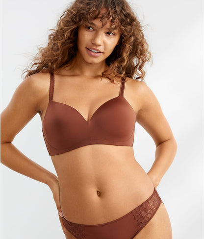 The Favorite Wire-Free Smoothing T-Shirt Bra