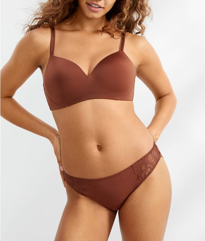 The Favorite Wire-Free Smoothing T-Shirt Bra