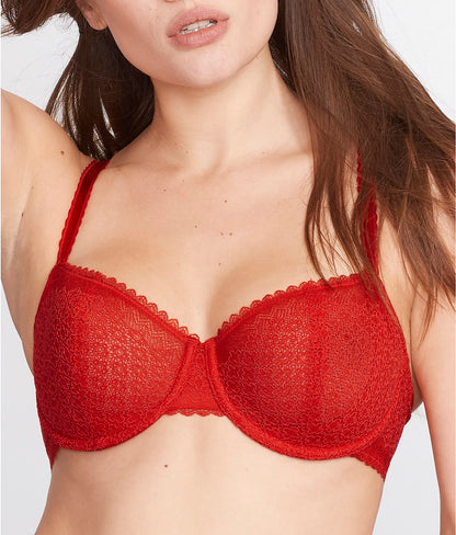 The Push-Up Without Padding Bra