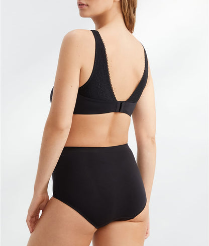 The Easy Everyday Seamless Brief