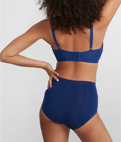 The Easy Everyday Seamless Brief