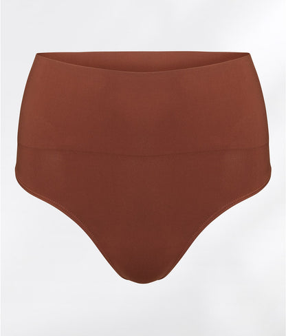 The Smoothing Seamless Thong