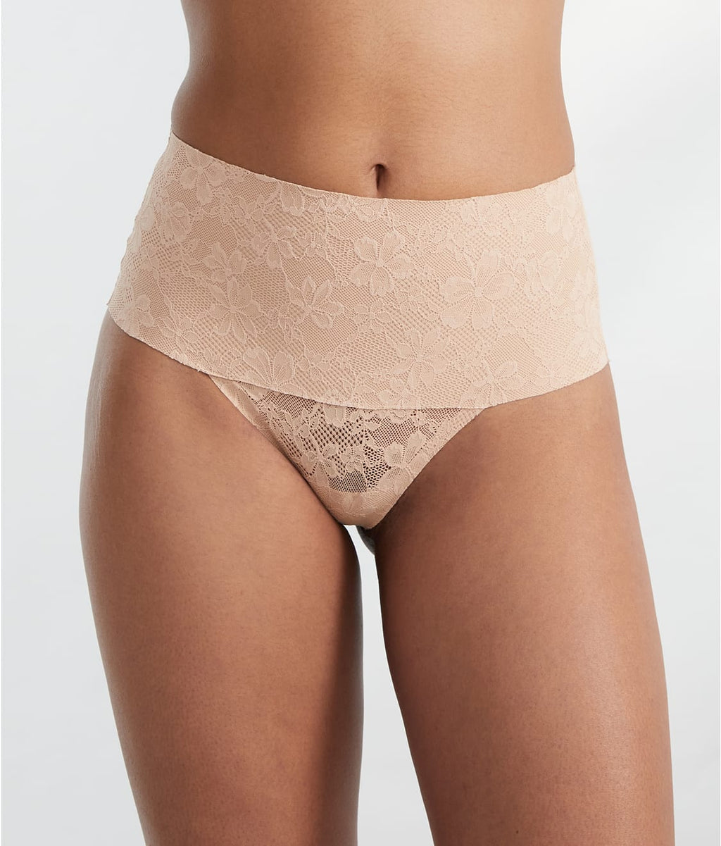 The Absolute Shaping Lace Thong