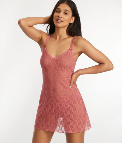 Lace Kiss Chemise