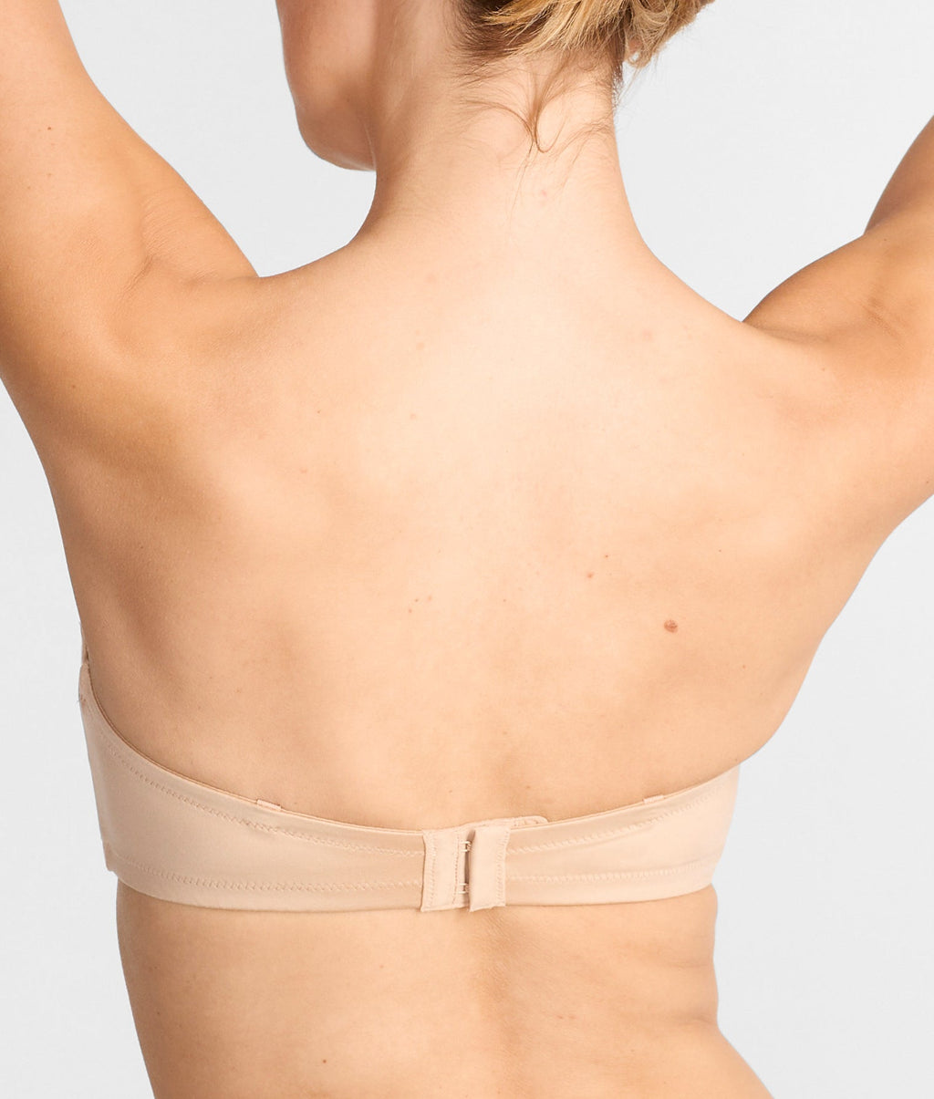 Future Foundation Wire-Free Strapless Bra