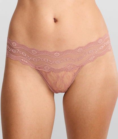 Lace Kiss Thong