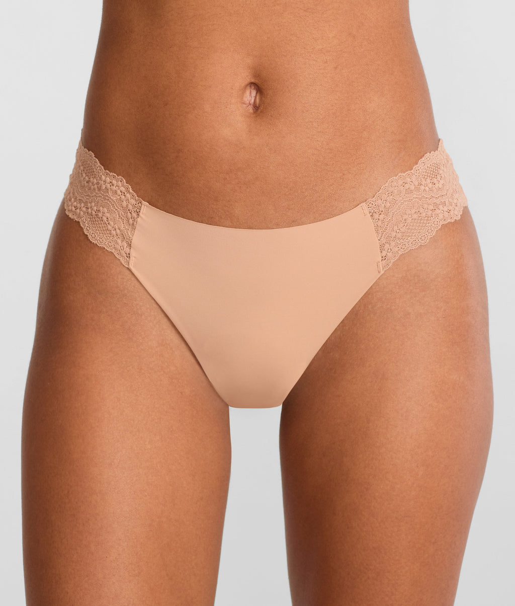 b.Barenecessities Thong