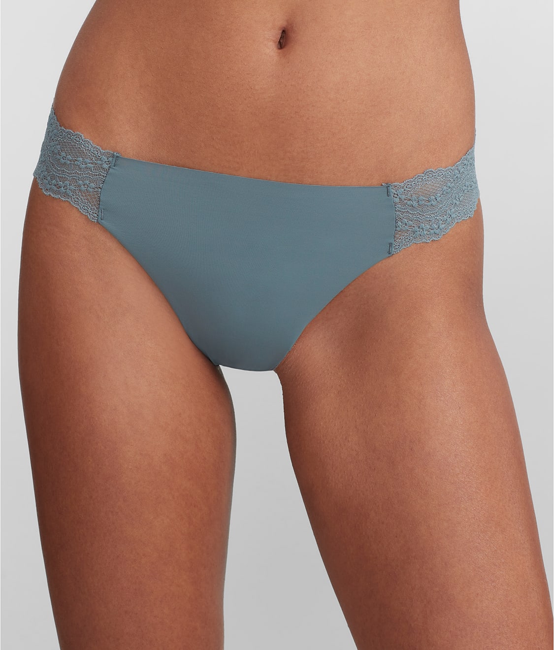 b.Barenecessities Thong