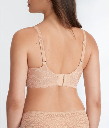 Push-Up Plunge Bra