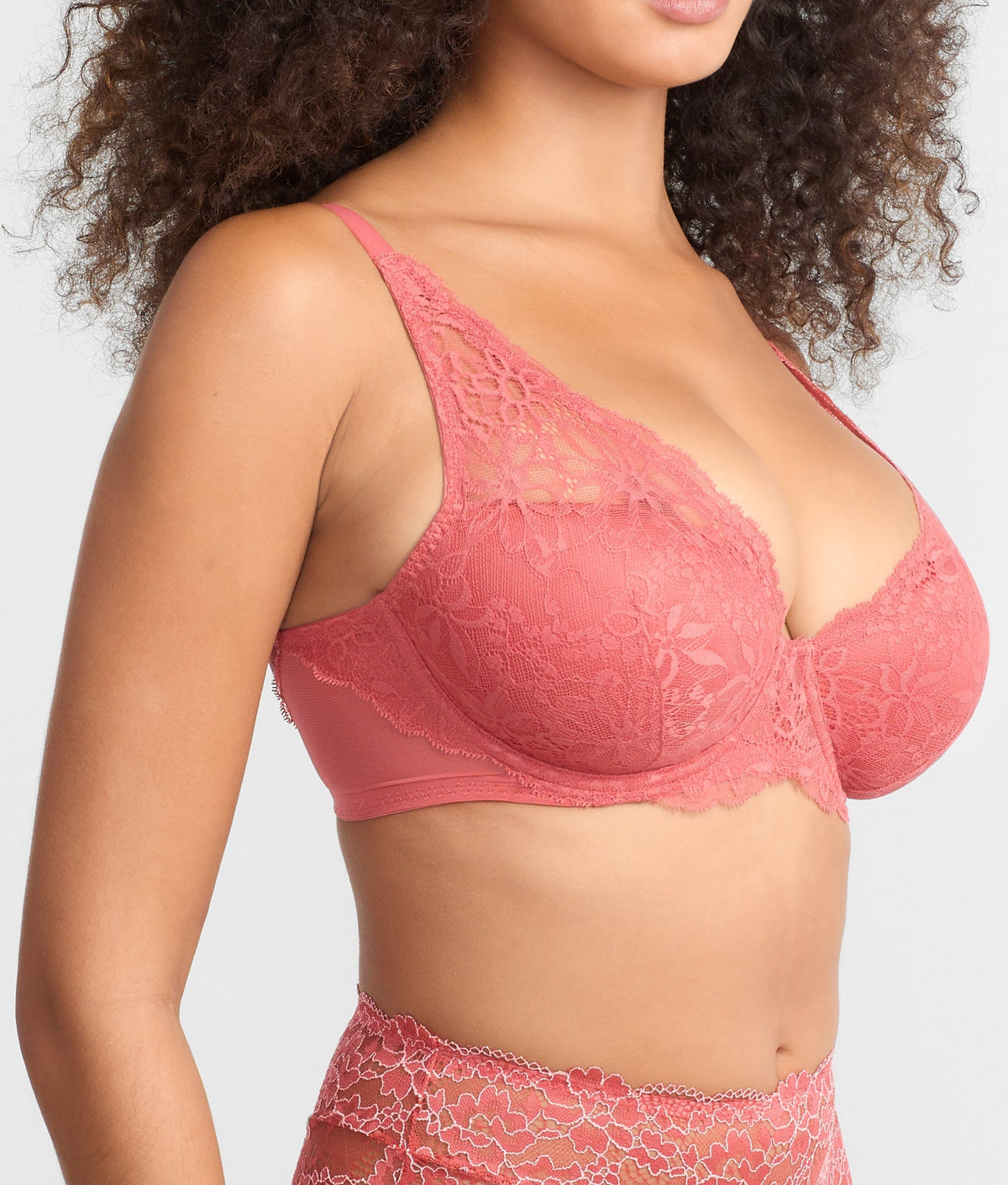 Lightly Lined Lace Plunge Bra