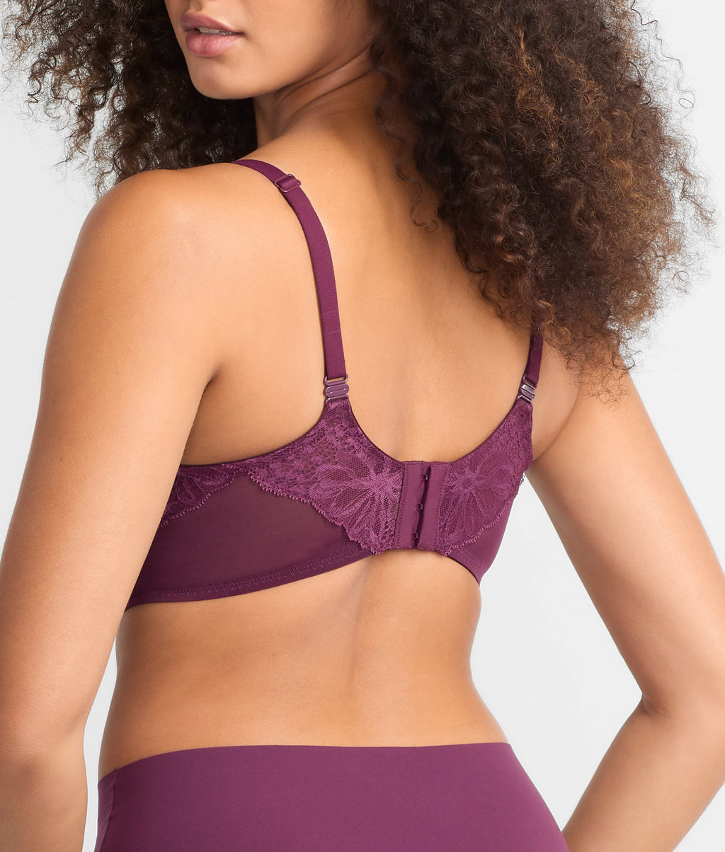 Lightly Lined Lace Plunge Bra