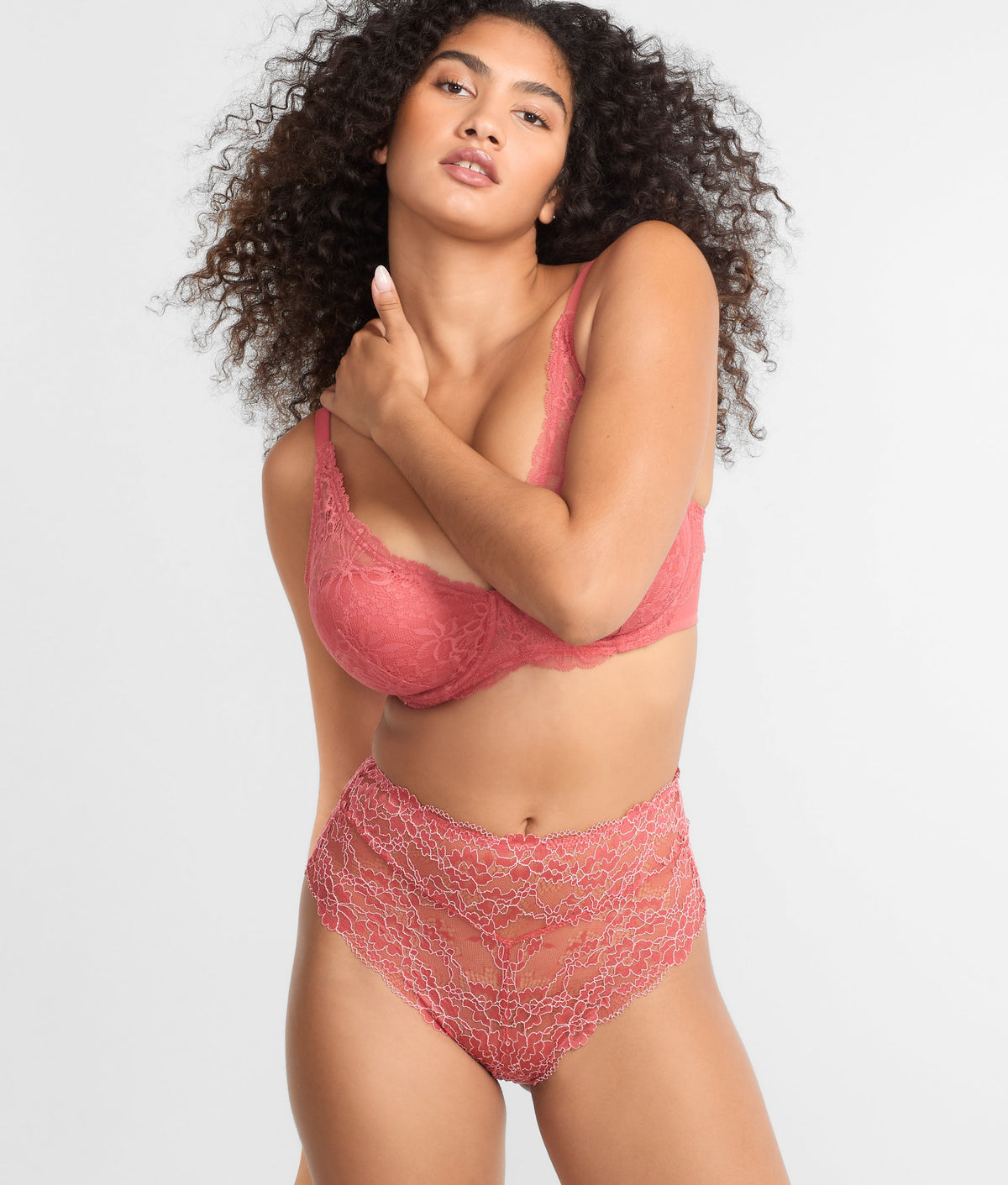 Lightly Lined Lace Plunge Bra