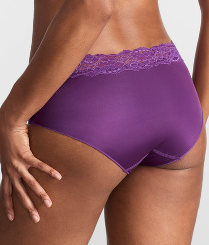 Shine Hipster With Lace