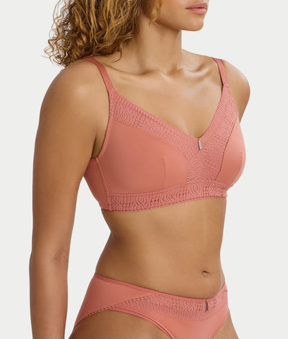 Easy Support Wire-Free Bra