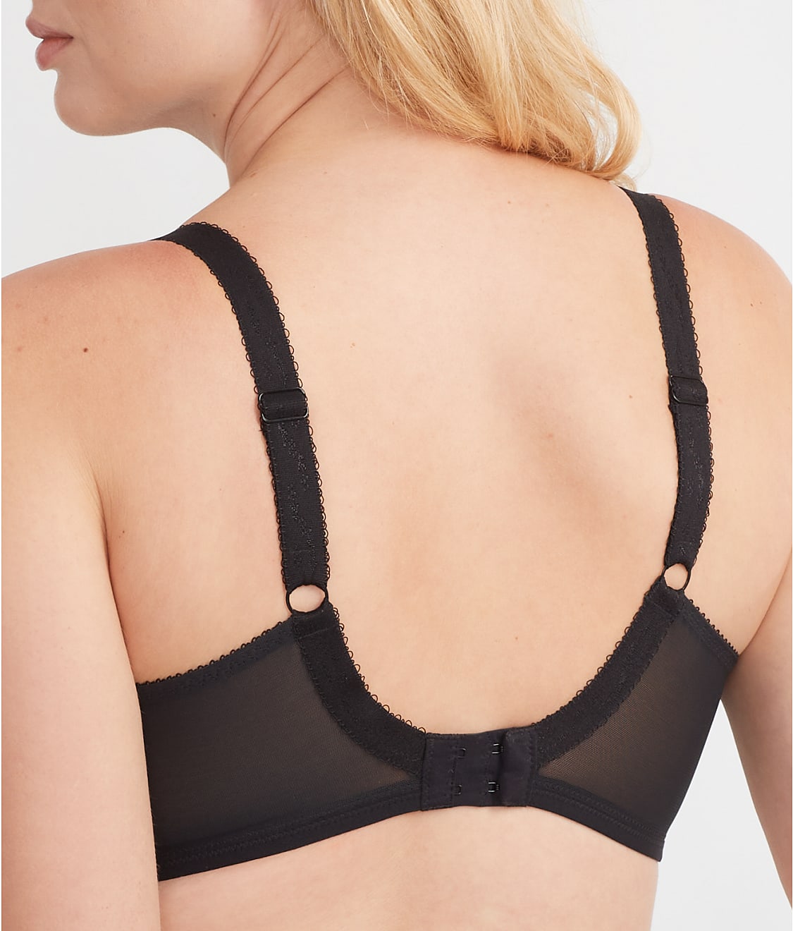 Namrah Bandless Plunge Bra