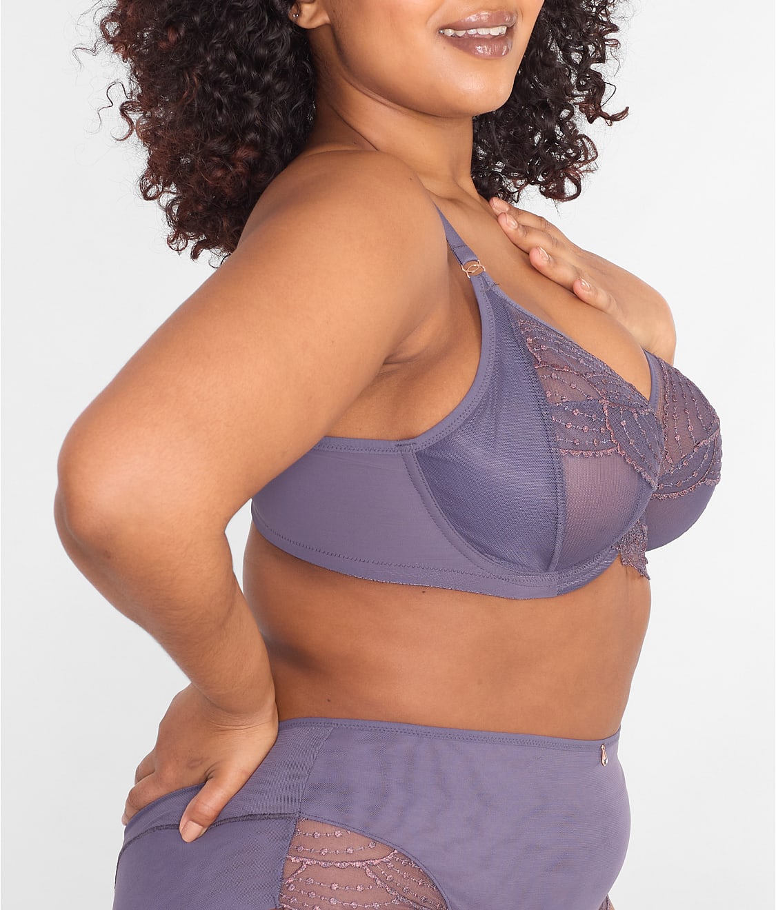 Priya Plunge Bra